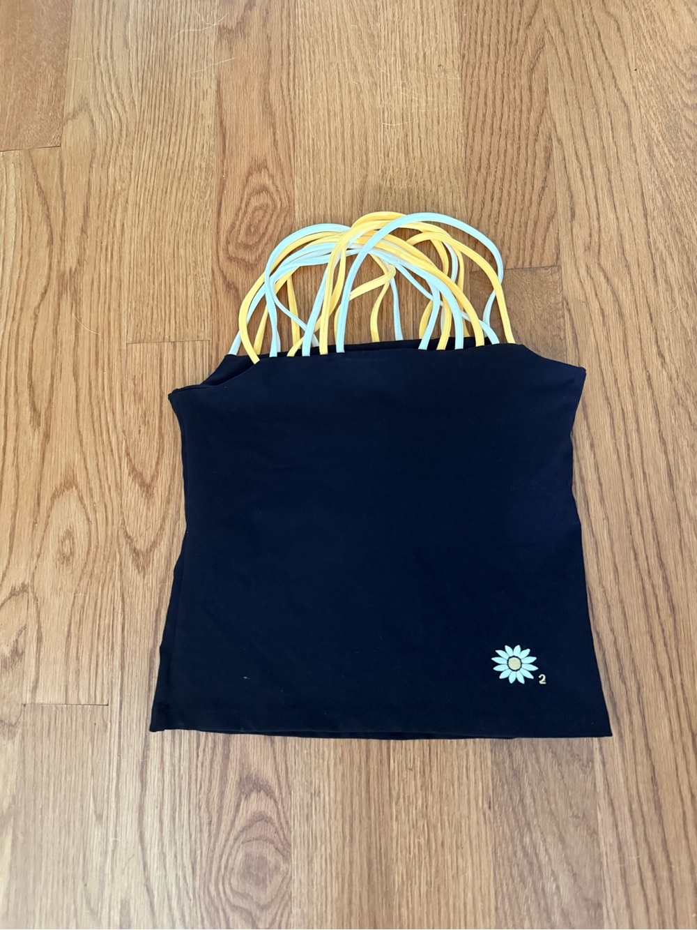 Black Daisy-Accent Strappy Tank Top